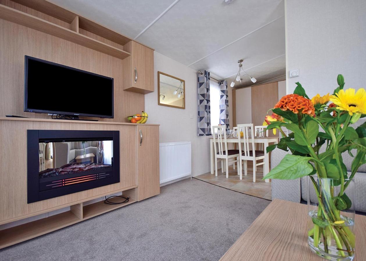 Mercury Yacht Harbour And Holiday Park Lower Swanwick Экстерьер фото