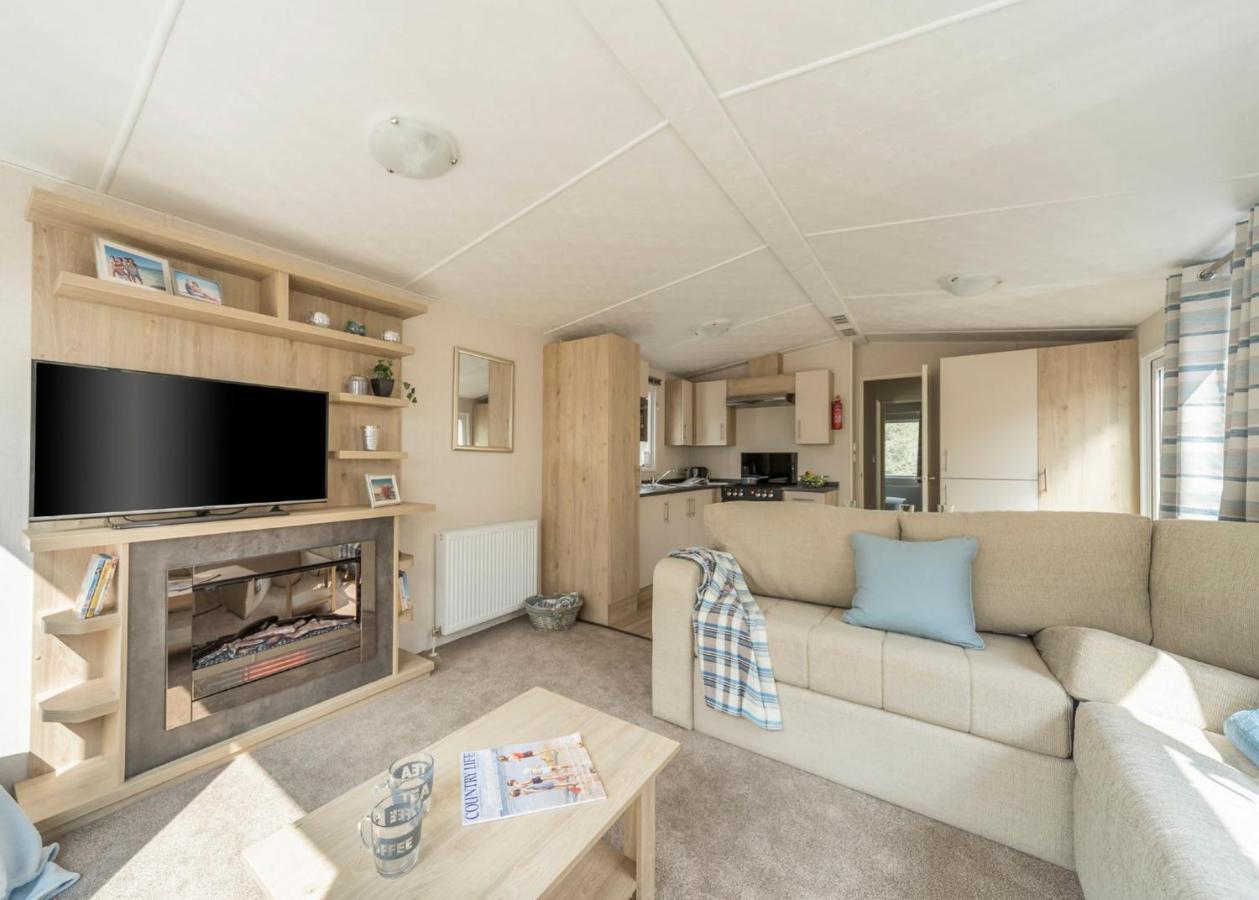 Mercury Yacht Harbour And Holiday Park Lower Swanwick Экстерьер фото
